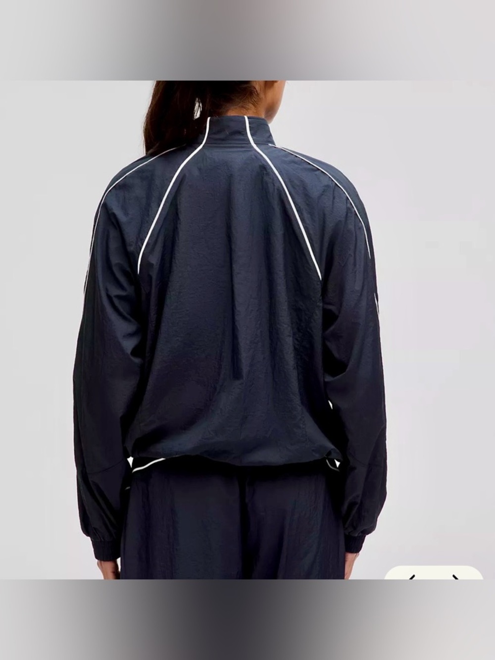 Lululemon License to Train Lightweight Jacket-navy size 8 NWT - Picture 2 of 10